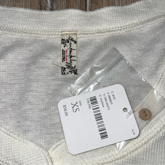 NEW Free People Dylan Thermal Bodysuit Top w/ Thumbhole Ivory Womens Size XS - Picture 3 of 11